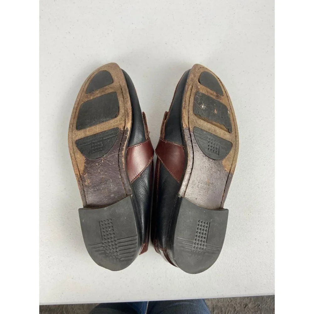 ✨2/$20✨ Johnston & Murphy Mens Black and Brown with‎ tassels loafers Size 11M